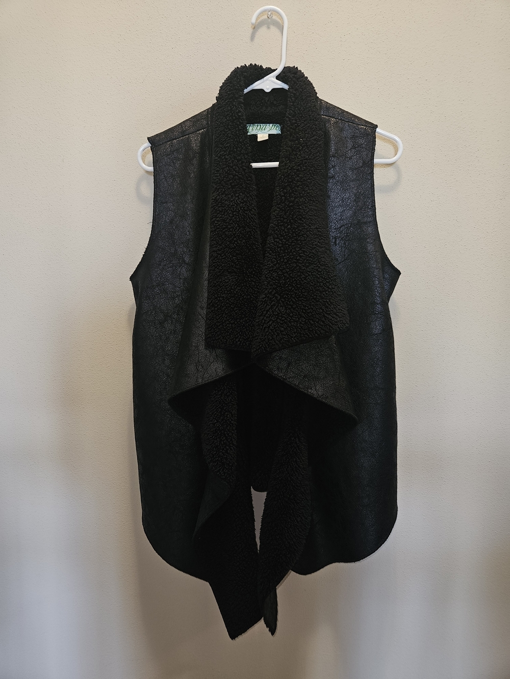 Aina Be Black Faux-Shearling Draped Vest
